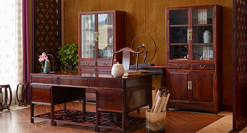 2008年12月輝煌仙藝榮獲福建古典工藝家具行業(yè)“重質(zhì)量、守信用”企業(yè)。